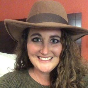 Meet your Posher, Jillian